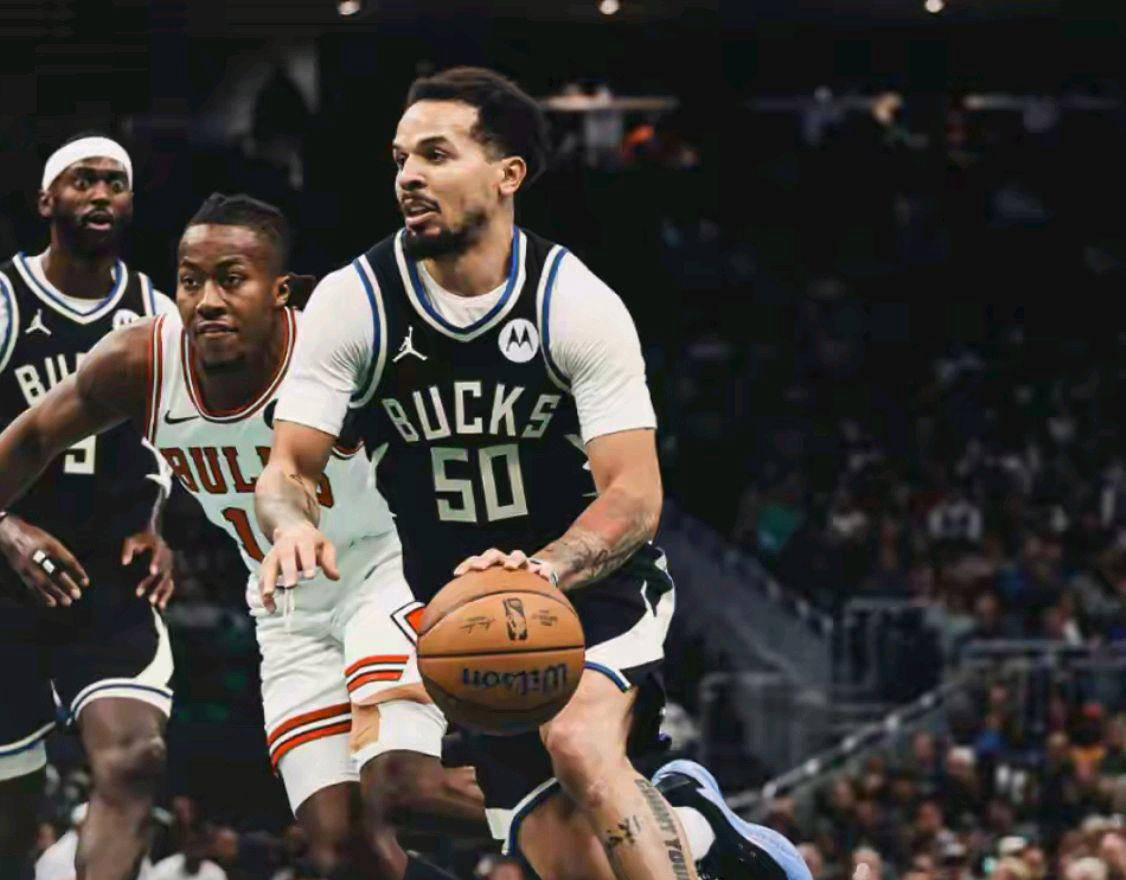 开云体育直播-雄鹿完胜新疆队，字母哥统治全场