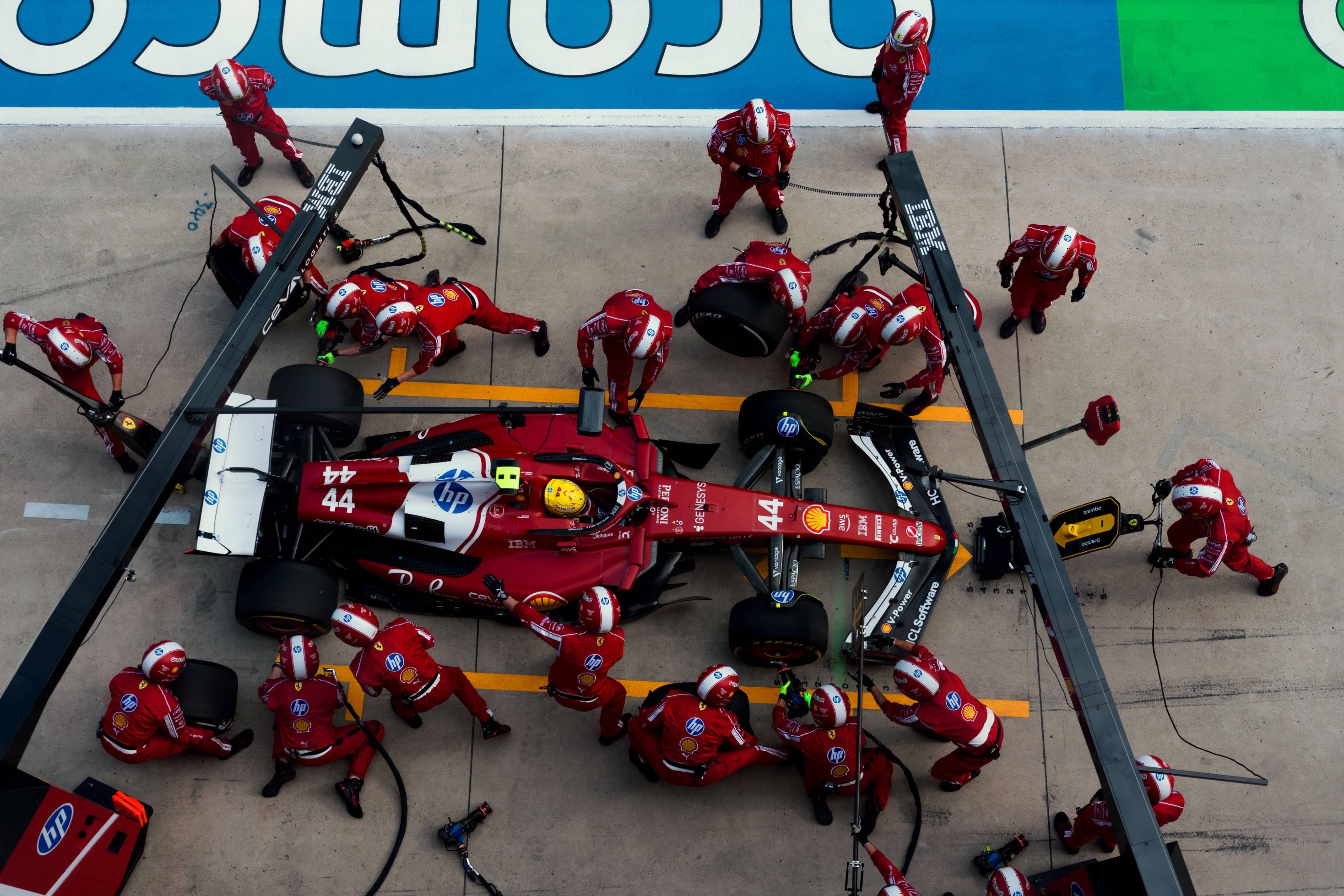 法拉利翻盘雷诺车队,勒克莱尔刷新纪录 法拉利翻盘雷诺车队,勒克莱尔刷新纪录
