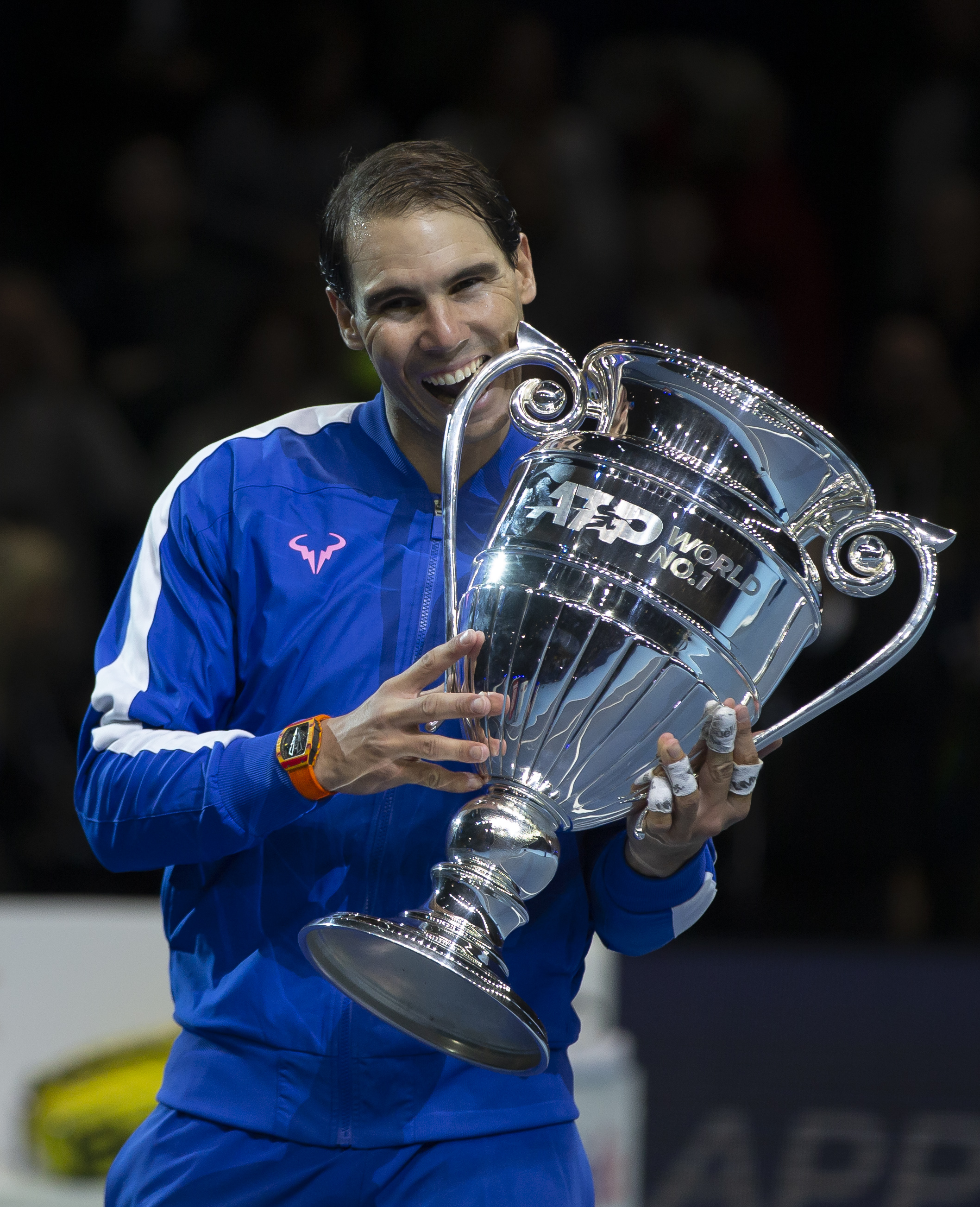 年终总决赛翻盘戴维斯杯，纳达尔高光表现