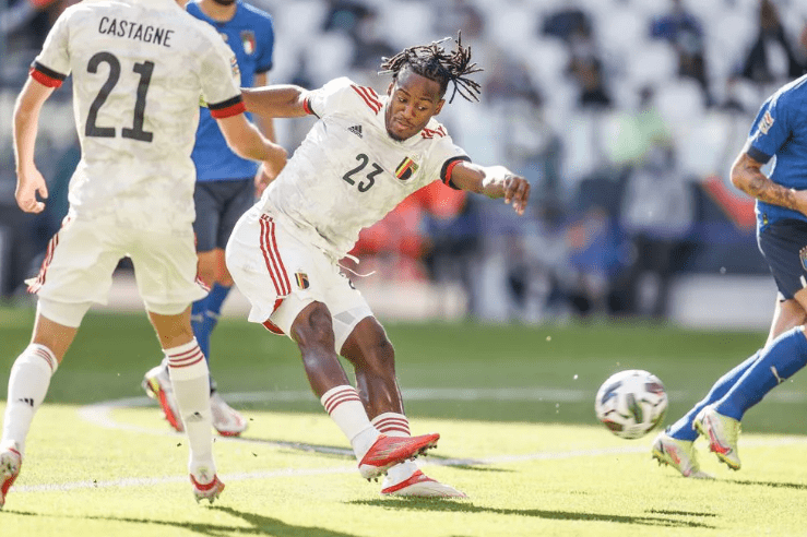 日本乒乓球队翻盘比利时乒乓球队，波尔完成帽子戏法