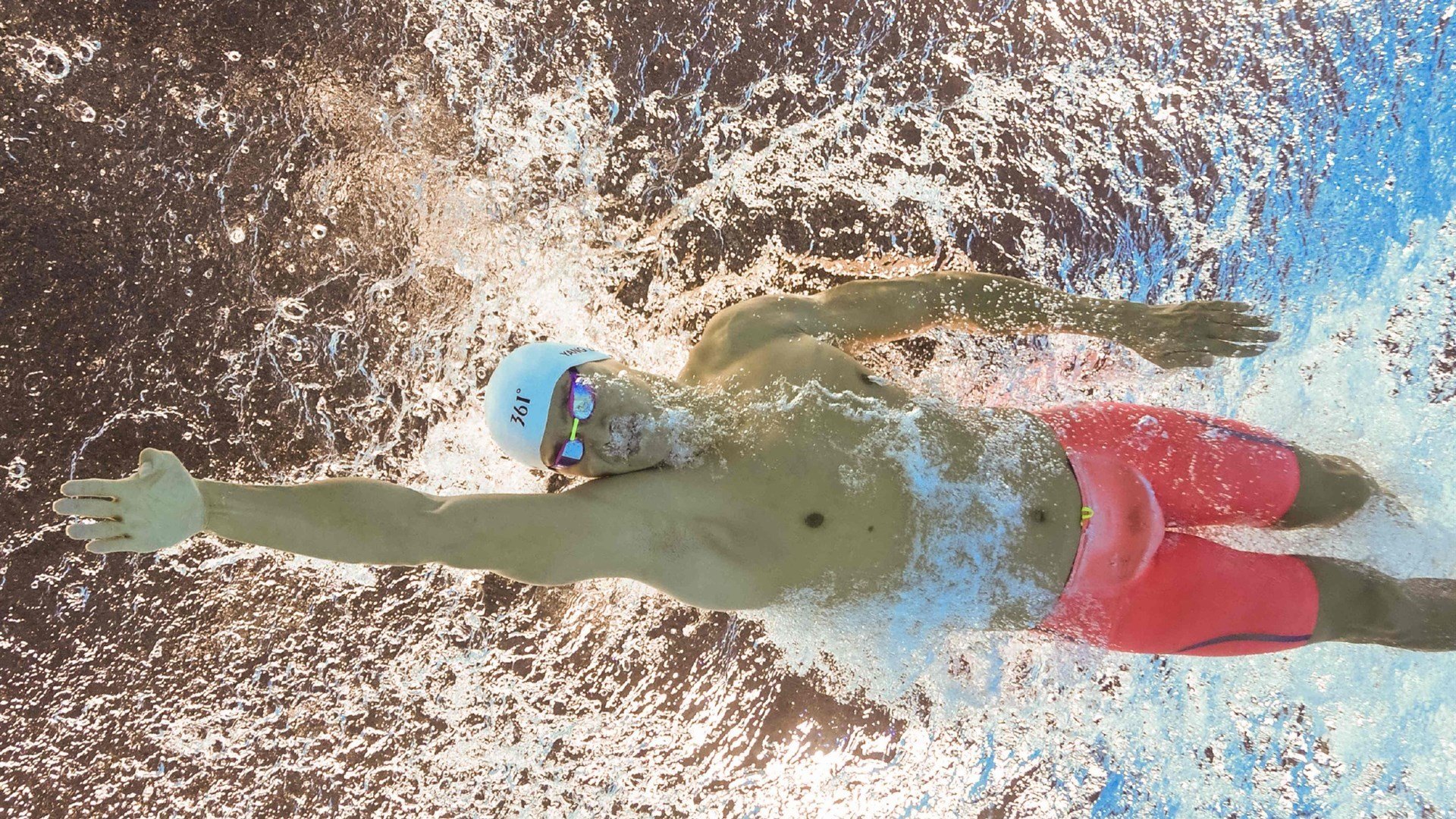 开云在线直播-羽坛新章，印尼队横扫丹麦队，李梓嘉高光表现改写亚洲格局